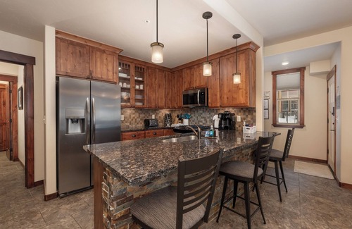 Fraser Condo | Fraser valley condo near slopes w/deck & BBQ