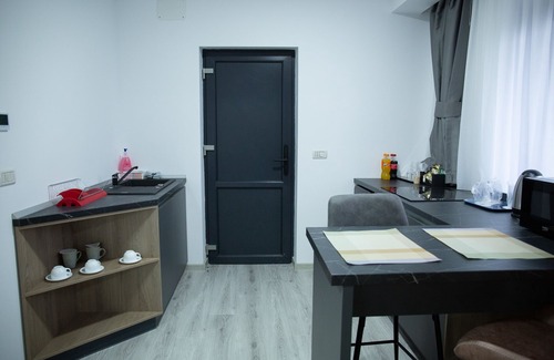 Frasin Apartment | Frasin Studios-6 km to Voronet Monastery
