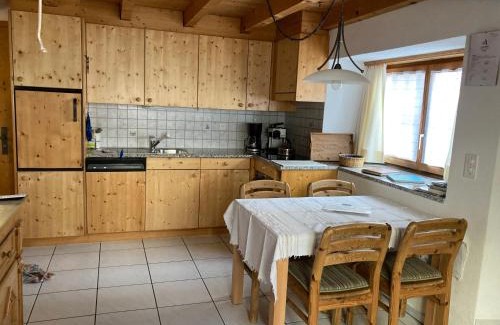 Andeer House | Fravgia veglia