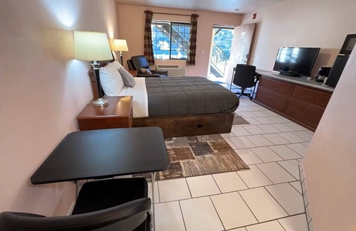 Frazier Park Hotel | Frazier View Motel