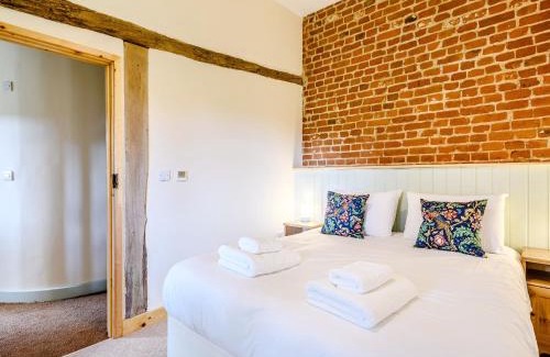 Irstead House | Fred's Barn