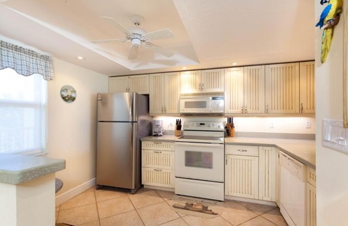 South Island House | Fred's Eden House Condo