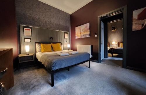 Tollcross House | Frederick Douglass - Rooms In The City