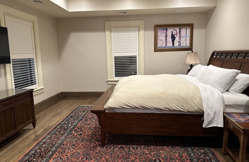 Detroit Bed & Breakfast | Frederick Stearns House in Detroit is a perfect venue for any private events.