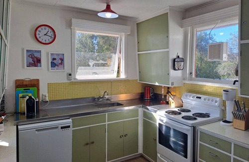 Two Mile Bay House | Frederick Street - Homely, retro family bach