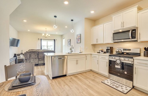 Frederick Apartment | Frederick Townhome w/Balcony, Close to Parks!