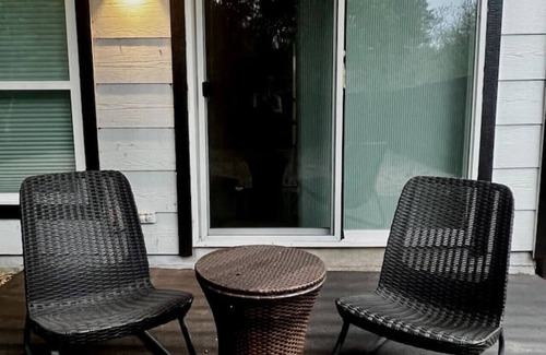 East Oak Hill House | Free $100~2 King BR~Priv Baths~Pet Friendly~Park