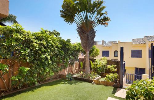 Costa Meloneras Villa | Free Airport Shuttle and Parking