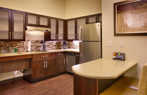Cheyenne Condo | Free Breakfast Buffet. Pool & Hot Tub. Close to Historic Downtown.