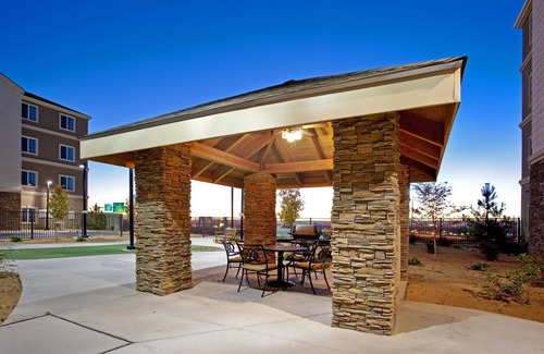 Albuquerque Condo | Free Breakfast + Free Wi-Fi + Hot Tub | Great Suite Close to the ABQ Airport