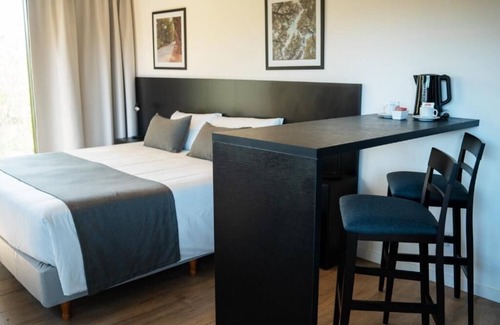 Villa Udaondo Hotel | Free Breakfast Included Modern Room Near Bosques de Palermo Nature