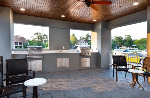 Lake Charles Condo | Free Breakfast. Outdoor Pool. Gym. Business Center.