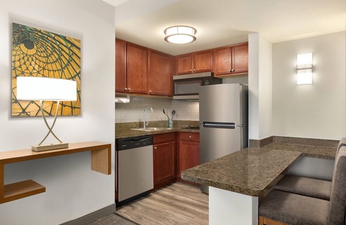 Tampa Condo | Free Breakfast, Pool, King Beds. Spacious Room at Staybridge Suites!