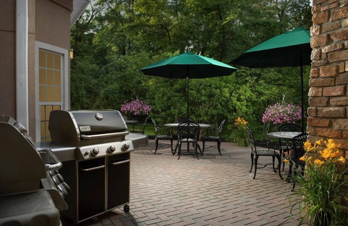 North Brunswick Apartment | Free Breakfast. Pool & Hot Tub. Close to Rutgers University!