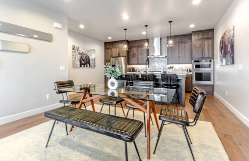Hideout Condo | *FREE Golf* Luxury Vacation Home | 2 Mins to Lake | Private Hot Tub | 10 Mins to Deer Valley East