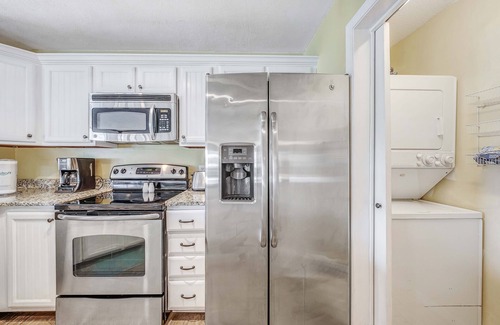 Gulf Lagoon Beach Condo | FREE Golf+Tix! Large Waterfront 2 BR St Thomas, Dock, Beach, Pool, Tennis!