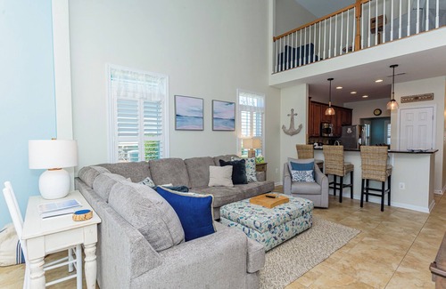 The Commons House | Free Linens & Cleaning - Lily by the Shore