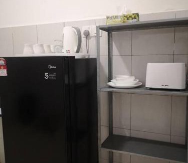 Batu Buruk Apartment | Free Netflix&WiFi Putrizarreth Skyhouse Kt Town
