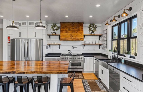 Garden City Other | FREE NIGHT-New Farmhouse-SLEEPS 45-Book 3 get 1 free -Most Winter/Spring Days