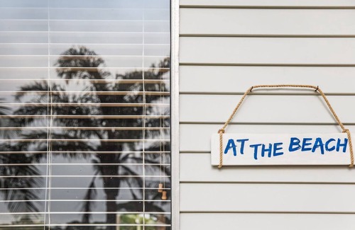 Mollymook Beach House | Free night on us this winter at Beach Chalet