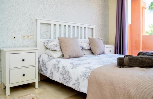 Marbella Apartment | FREE One Bedroom Retreat in Elviria