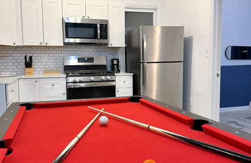 Paterson Apartment | FREE PARKING/3-bedroom apartment with AC, WiFi