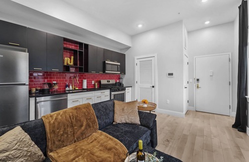 Ironbound District Apartment | Free Parking 4 Suites Near Downtown Newark