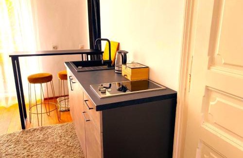 Graz Apartment | Free Parking - Premium Bed - Modern Kitchen