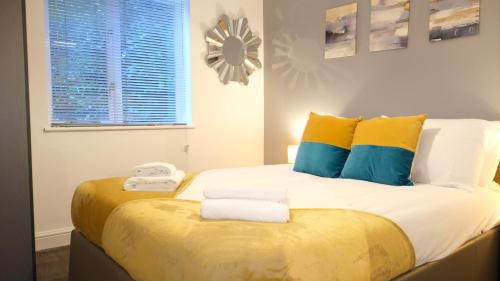 Bedford Apartment | Free Parking & Garden & Central Contractor