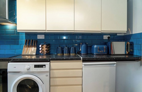Wealdstone Apartment | Free Parking Newly Renovated Modern Gem in Harrow