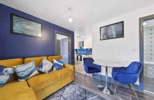 Marlborough Apartment | Free Parking Newly Renovated Modern Gem in Harrow