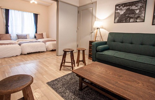 Higashi Apartment | Free parking Nice old furniture room max 6 people WIFI B2 - NEXT Sapporo No 9 202 / Sapporo Hokkaidō