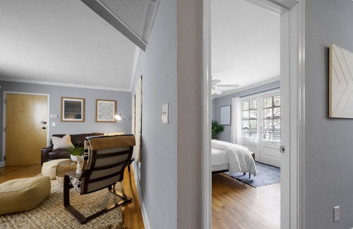 Virginia Highland Condo | Free Parking | Walk to Ponce City Market!