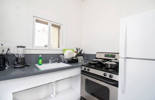 Port Huron Apartment | Free Pool and Gym Fits 7 by YMCA - Upstairs