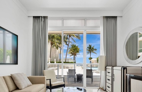 Mid Beach Apartment | FREE SPA PASSES & PARKING - ACCESS TO ALL AMENITIES FONTAINEBLEAU SLEEPS 6!