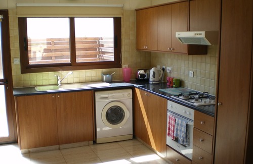 Liopetri House | FREE WI-FI, LOVELY HOUSE WITH COMMUNAL POOL SET IN THE VILLAGE OF LIOPETRI