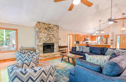 Livingston House | Freedom Cove