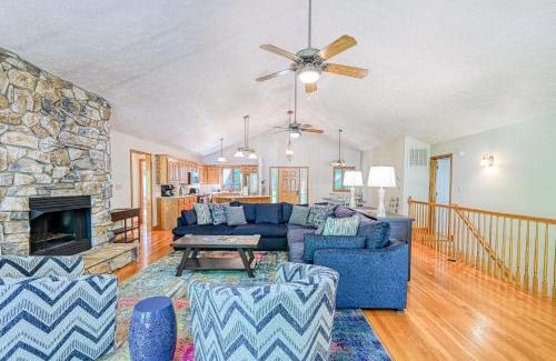 Livingston House | Freedom Cove