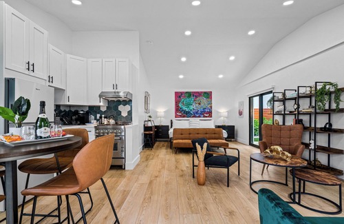 Flagler Village Villa | Freedom House Urban Oasis Eclectic Retreat Fort Lauderdale FL