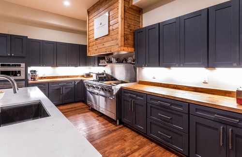 Moffat County House | FREEDOM LODGE at White River Mountain Ranch