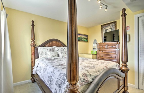 Freeport's Nautical Mile House | Freeport Guesthouse - Walk to Nautical Mile!