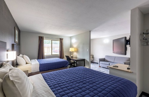 Freer Hotel | Freer Executive Inn and Studios