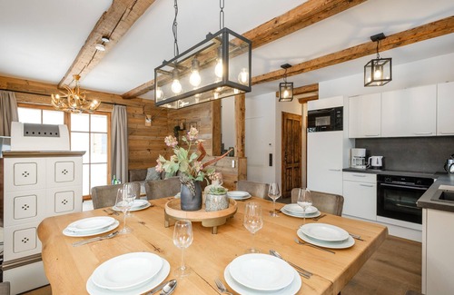 Katschberg Ski Chalet | Freestanding chalets with sauna on the slopes