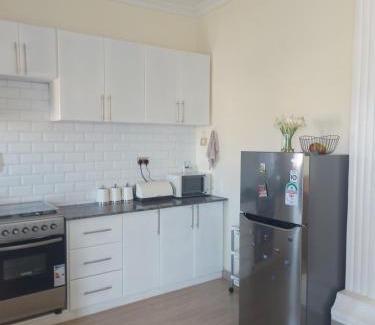 Entebbe Apartment | Freeve Suites Akright City Bwebajja