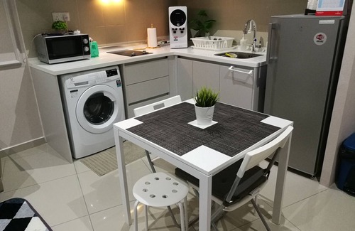 Shah Alam Condo | FREEWIFI|NETFLIX|IFLIX|near iCity/iCentral Mall/UITM/SACC/JAKEL/UNISEL/IDCC