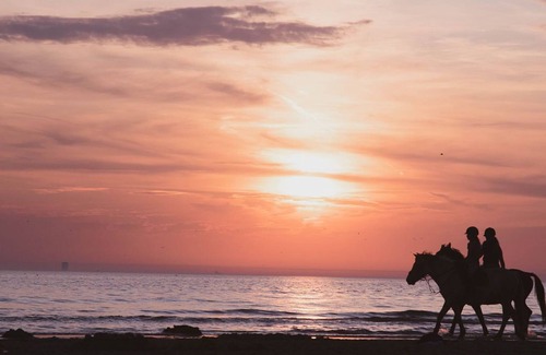 Neuhaus Other | Frei wie der Wind-Glamping