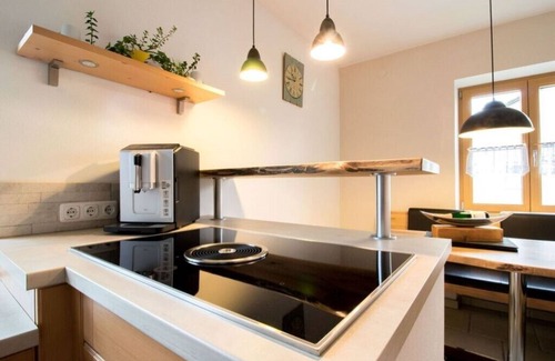 Heufeld Apartment | Freier Bergblick, Zwei Schlafzimmer, Großer Balkon, Hunde Willkommen