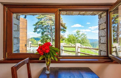 Caprezzo House | Freistehendes 3½-zimmer-rustico mit Garten im Naturschutzgebiet