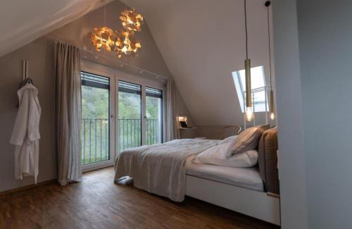 Mulfingen House | Freistehendes Ferienhaus Renkenmühle näher kann man am Wasser nicht wohnen