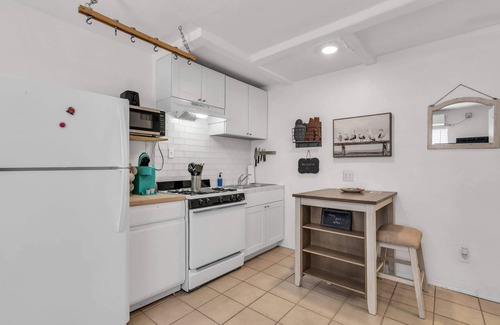 Rincon Heights Apartment | Fremont Fiesta! Close to 4th Ave & Nightlife